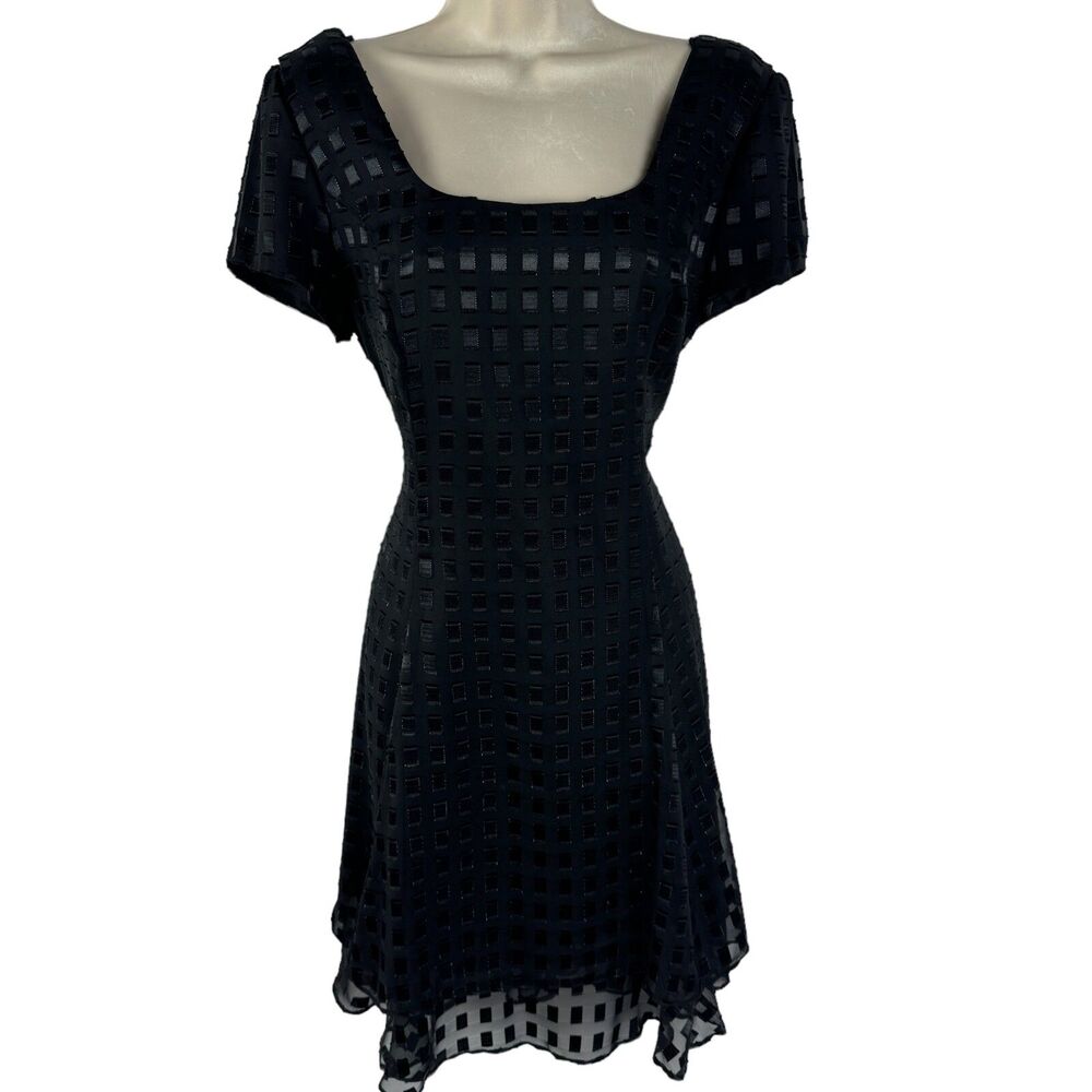 Jeffrey & Dara Little Black Dress Size 10 Lined Short Sleeves